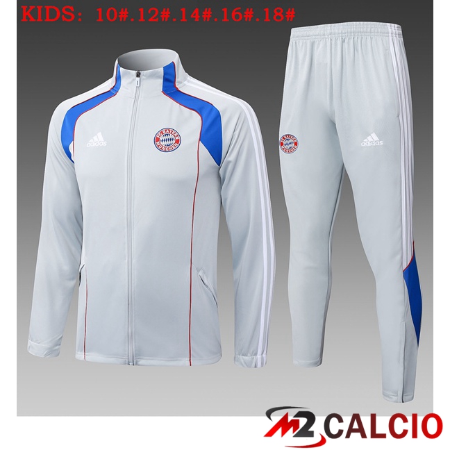 Insieme Tuta Calcio - Giacca Bayern Monaco Bambino Grigio 2025/2026  Insieme Tuta Calcio - Giacca Bayern Monaco Bambino Grigio 2025/2026
